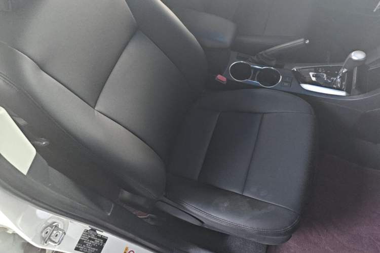 Used Toyota Corolla 2017 Revised Version 1.2T S-CVT GL-i Right Front Seat