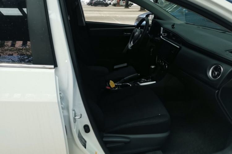 Used Toyota Corolla 2017 Revised Version 1.2T S-CVT GL-i Right Front Seat