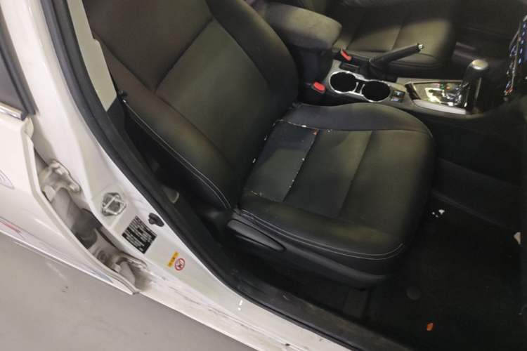 Used Toyota Corolla 2017 Revised Version 1.2T S-CVT GL-i Right Front Seat