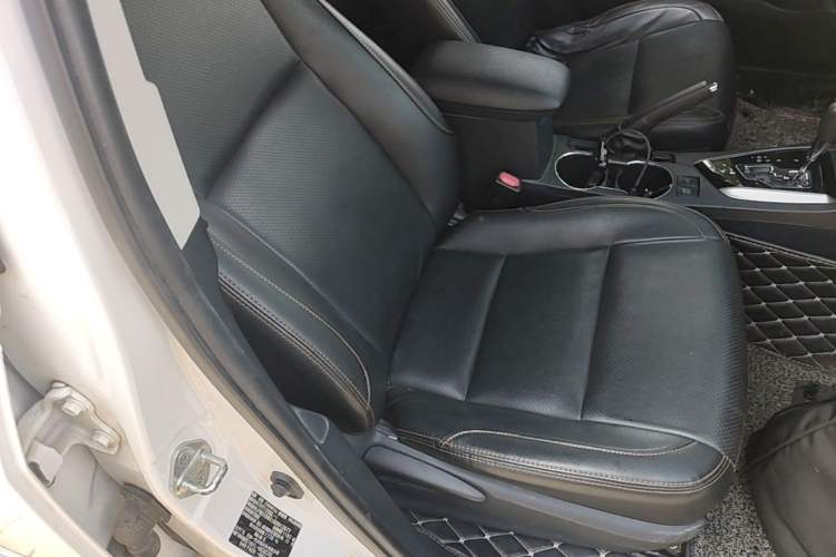 Used Toyota Corolla 2017 1.2T CVT GL-i Right Front Seat