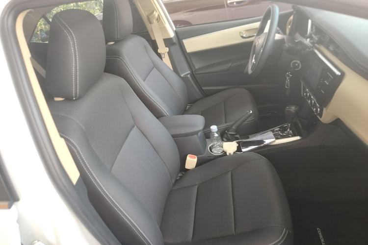 Used Toyota Corolla 2017 Revised Version 1.2T S-CVT GL-i Right Front Seat