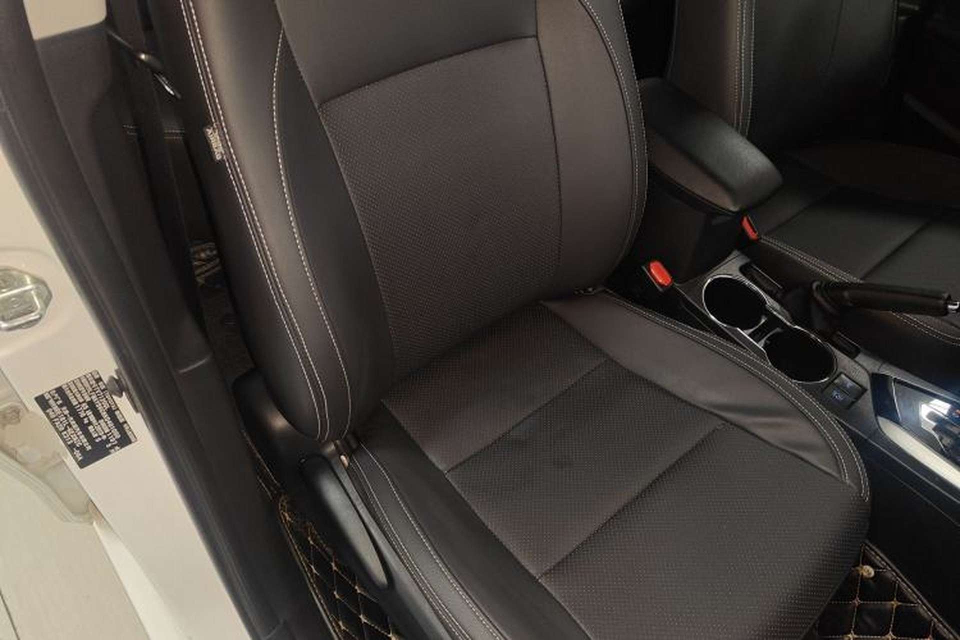 Used Toyota Corolla 2017 Revised Version 1.2T S-CVT GL Right Front Seat