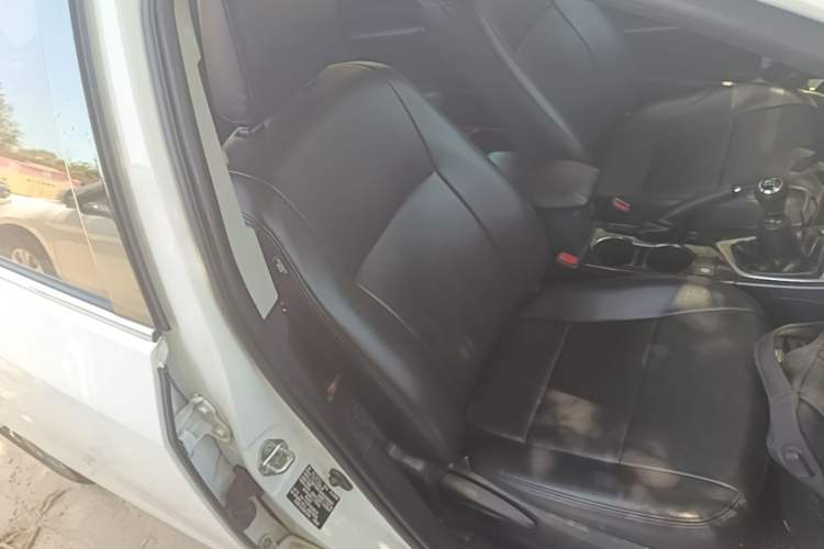 Used Toyota Corolla 2017 Revised Version 1.2T Manual GL Right Front Seat