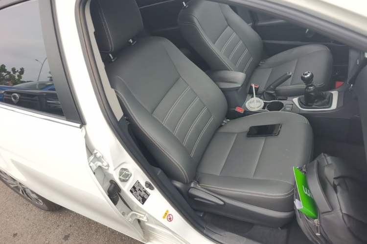 Used Toyota Corolla 2017 Revised Version 1.2T Manual GL Right Front Seat