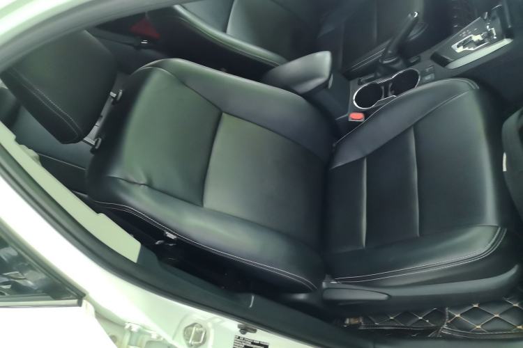 Used Toyota Corolla 2017 1.2T CVT GL Right Front Seat