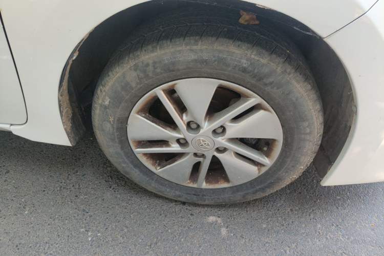 Used Toyota Corolla 2017 Revised Version 1.6L S-CVT GL Right Front Wheel Hub