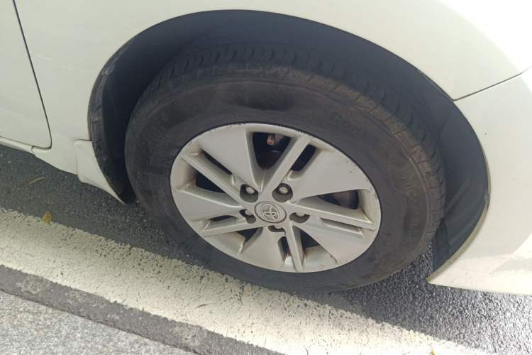 Used Toyota Corolla 2017 1.2T CVT GL-i Right Front Wheel Hub