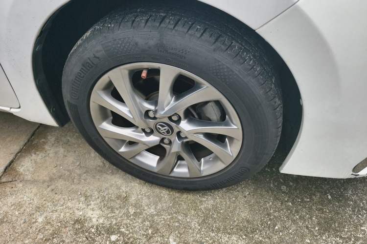 Used Toyota Corolla 2017 Revised Version 1.2T S-CVT GL-i Leather Edition Right Front Wheel Hub