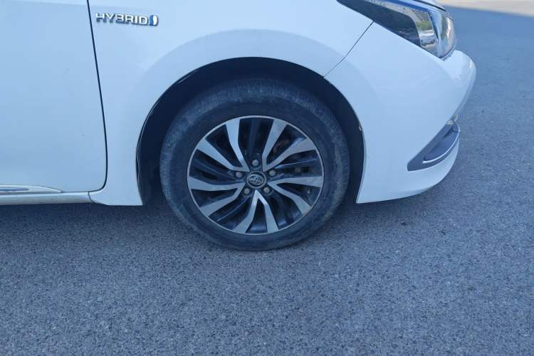 Used Toyota Corolla 2017 Revised Dual-Engine 1.8L E-CVT Elite Edition Right Front Wheel Hub