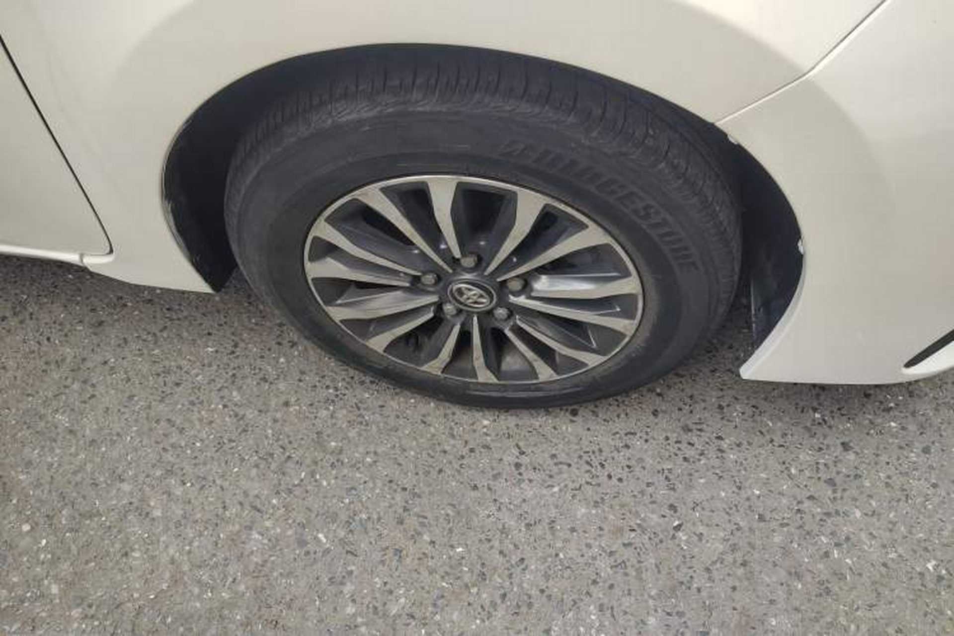 Used Toyota Corolla 2017 Revised Version 1.2T S-CVT GL Right Front Wheel Hub