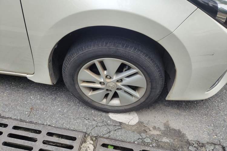 Used Toyota Corolla 2017 Revised Version 1.6L S-CVT GL Right Front Wheel Hub
