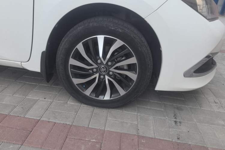 Used Toyota Corolla 2017 Revised Dual-Engine 1.8L E-CVT Leading Edition Right Front Wheel Hub