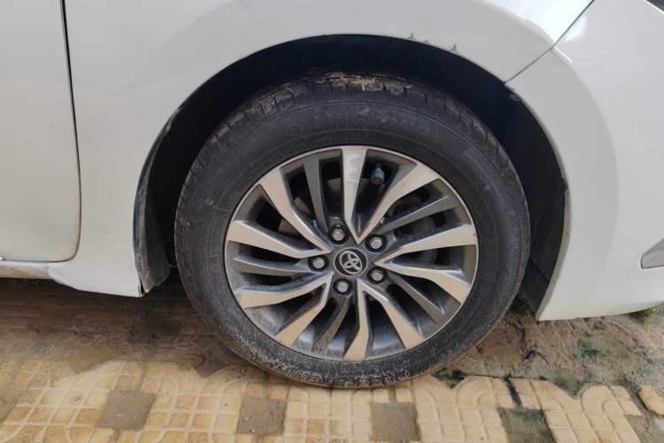 Used Toyota Corolla 2017 Revised Dual-Engine 1.8L E-CVT Elite Edition Right Front Wheel Hub