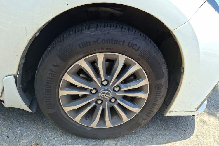 Used Toyota Corolla 2017 Revised Version 1.2T S-CVT GL Right Front Wheel Hub