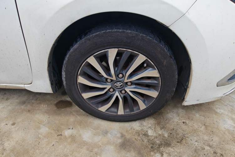 Used Toyota Corolla 2017 Revised Dual-Engine 1.8L E-CVT Leading Edition Right Front Wheel Hub