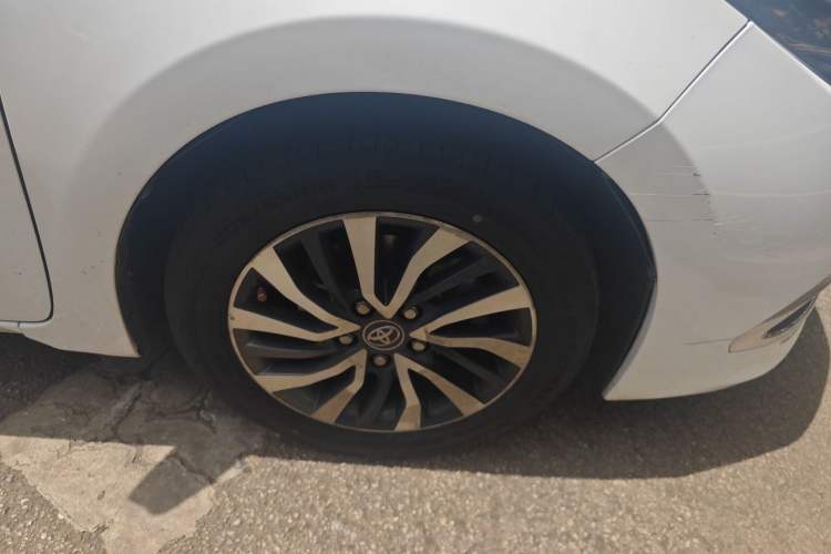 Used Toyota Corolla 2017 Revised Dual-Engine 1.8L E-CVT Leading Edition Right Front Wheel Hub