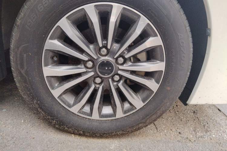Used Toyota Corolla 2017 Revised Version 1.2T S-CVT GL Right Front Wheel Hub