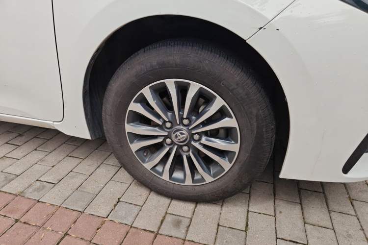Used Toyota Corolla 2017 Revised Version 1.2T S-CVT GL Right Front Wheel Hub