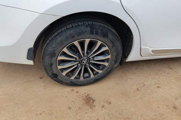 Used Toyota Corolla 2017 Revised Version 1.2T S-CVT GL-i Right Front Wheel Hub