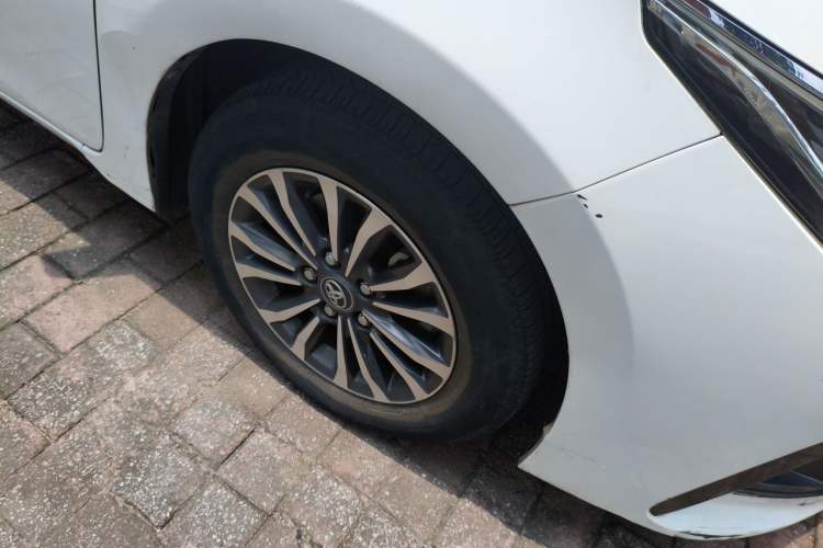 Used Toyota Corolla 2017 Revised Version 1.2T S-CVT GL Right Front Wheel Hub