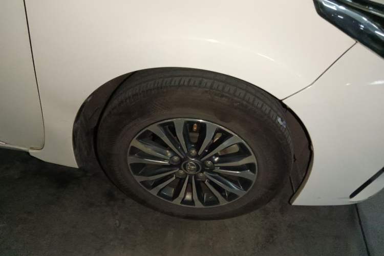 Used Toyota Corolla 2017 Revised Version 1.2T S-CVT GL-i Right Front Wheel Hub