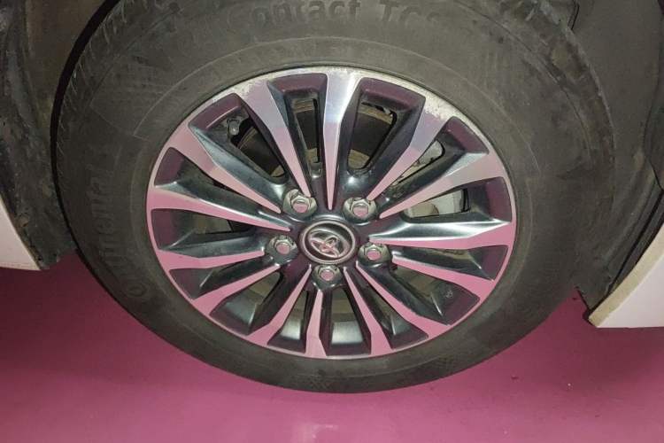 Used Toyota Corolla 2017 Revised Version 1.2T S-CVT GL Right Front Wheel Hub