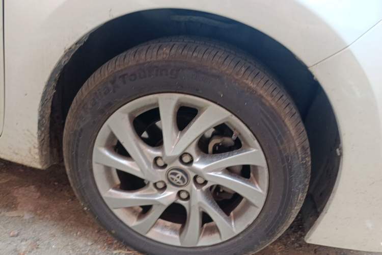 Used Toyota Corolla 2017 Revised Version 1.2T S-CVT GL-i Leather Edition Right Front Wheel Hub