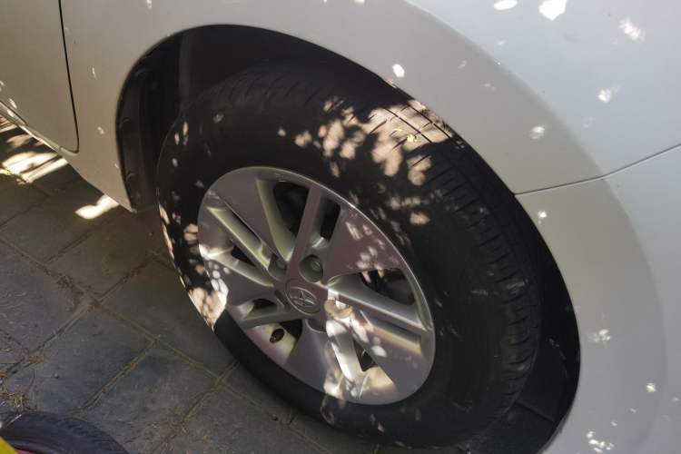 Used Toyota Corolla 2017 1.2T CVT GL-i Right Front Wheel Hub