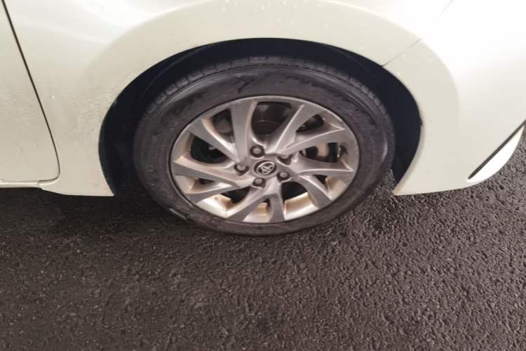 Used Toyota Corolla 2017 Revised Version 1.2T S-CVT GL-i Leather Edition Right Front Wheel Hub
