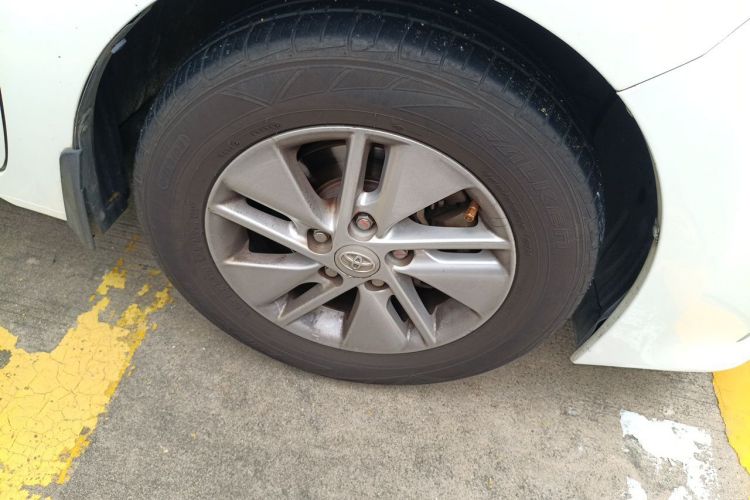 Used Toyota Corolla 2017 1.2T CVT GL Right Front Wheel Hub