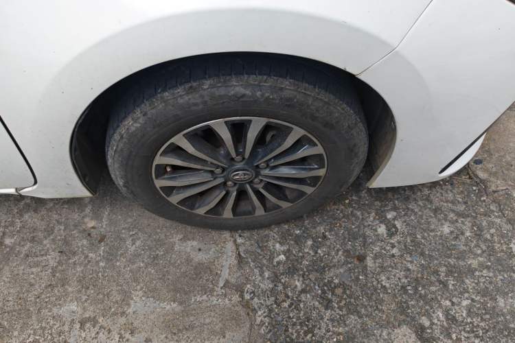 Used Toyota Corolla 2017 Revised Version 1.2T S-CVT GL-i Right Front Wheel Hub
