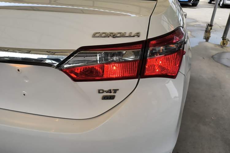 Used Toyota Corolla 2017 Revised Version 1.2T S-CVT GL Right Rear Taillight