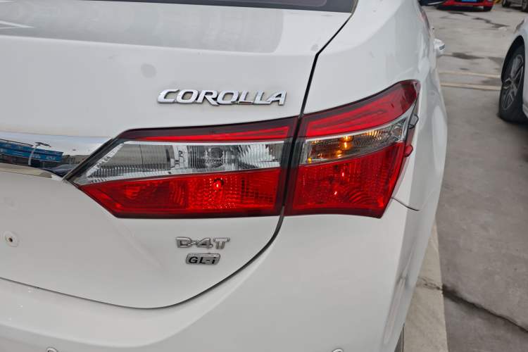 Used Toyota Corolla 2017 Revised Version 1.2T S-CVT GL-i Right Rear Taillight