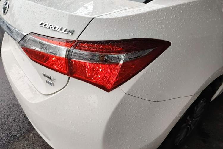 Used Toyota Corolla 2017 Revised Version 1.2T S-CVT GL Right Rear Taillight