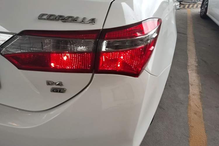 Used Toyota Corolla 2017 Revised Version 1.2T S-CVT GL Right Rear Taillight