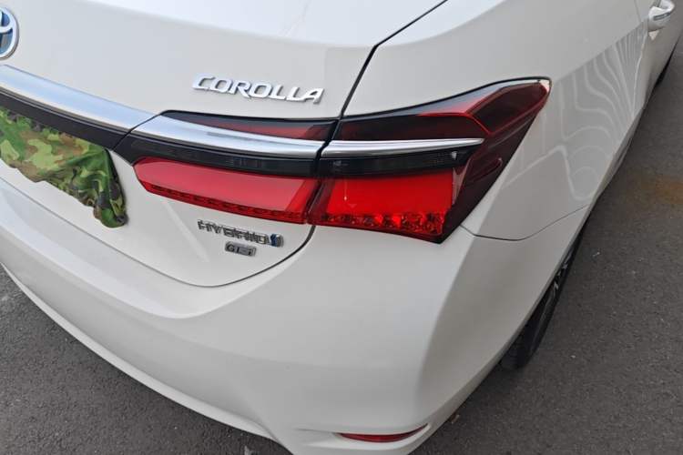 Used Toyota Corolla 2017 Revised Dual-Engine 1.8L E-CVT Leading Edition Right Rear Taillight