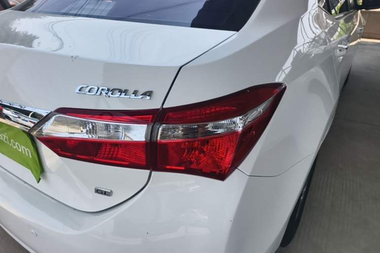 Used Toyota Corolla 2017 1.6L CVT GL Right Rear Taillight