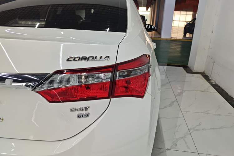 Used Toyota Corolla 2017 Revised Version 1.2T S-CVT GL-i Right Rear Taillight
