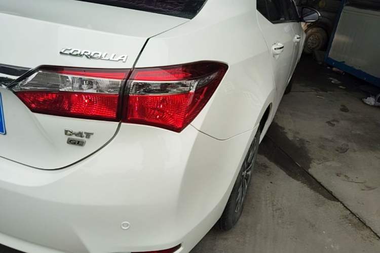 Used Toyota Corolla 2017 Revised Version 1.2T S-CVT GL Right Rear Taillight