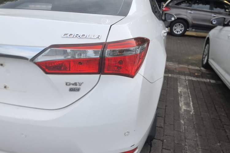 Used Toyota Corolla 2017 Revised Version 1.2T S-CVT GL-i Right Rear Taillight