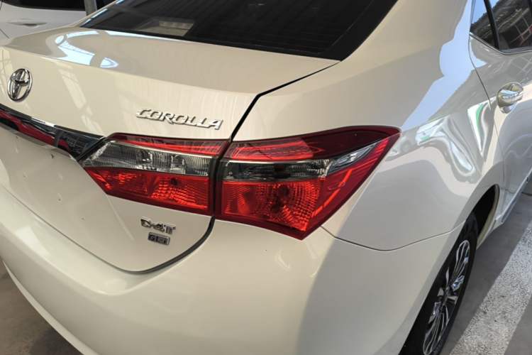 Used Toyota Corolla 2017 Revised Version 1.2T S-CVT GL-i Right Rear Taillight
