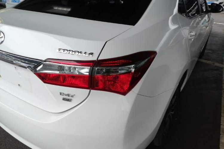 Used Toyota Corolla 2017 Revised Version 1.2T S-CVT GL Right Rear Taillight