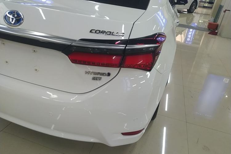 Used Toyota Corolla 2017 Revised Dual-Engine 1.8L E-CVT Leading Edition Right Rear Taillight
