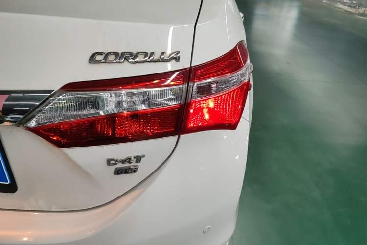 Used Toyota Corolla 2017 1.2T CVT GL-i Right Rear Taillight