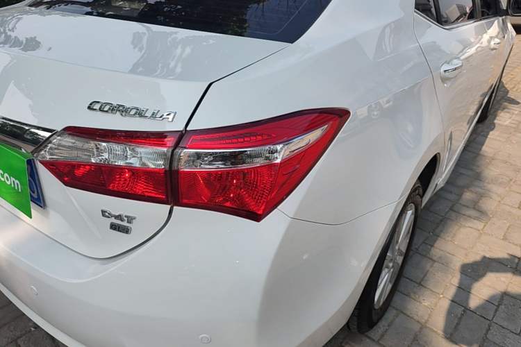 Used Toyota Corolla 2017 1.2T CVT GL-i Right Rear Taillight
