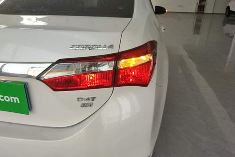 Used Toyota Corolla 2017 Revised Version 1.2T S-CVT GL-i Right Rear Taillight