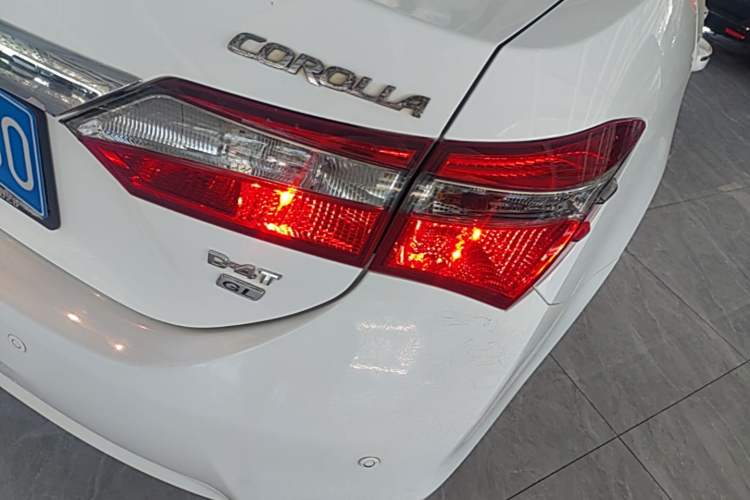Used Toyota Corolla 2017 Revised Version 1.2T S-CVT GL Right Rear Taillight