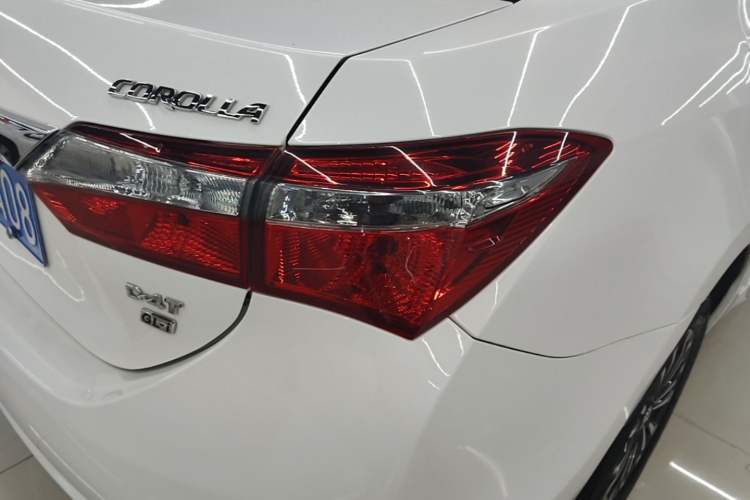 Used Toyota Corolla 2017 Revised Version 1.2T S-CVT GL-i Right Rear Taillight