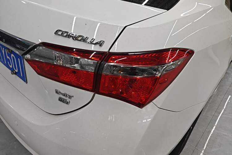 Used Toyota Corolla 2017 Revised Version 1.2T S-CVT GL-i Right Rear Taillight