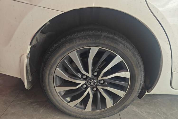 Used Toyota Corolla 2017 Revised Dual-Engine 1.8L E-CVT Elite Edition Right Rear Wheel Hub